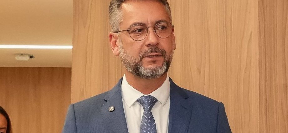 GESTÃO CLÉCIO NO AMAPÁ: AVALIAÇÃO E IMPACTOS