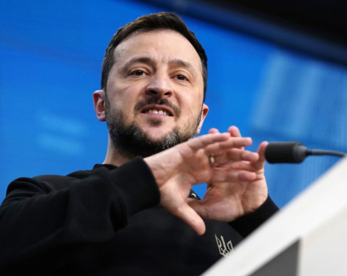 RÚSSIA-UKRAÍNA: DESAFIOS PARA A PAZ EM NEGOCIAÇÕES