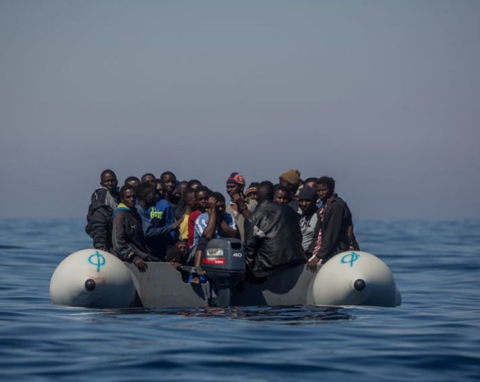 MIGRAÇÃO: TRAGÉDIA NO MEDITERRÂNEO AFETA FAMÍLIAS