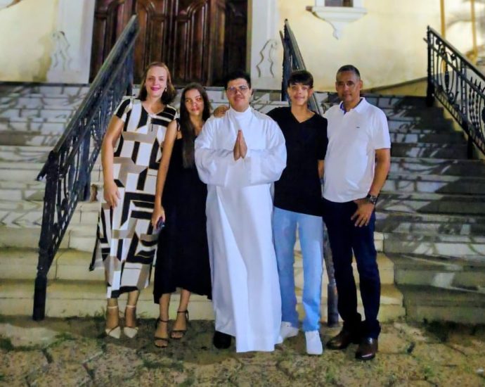 VOCACIONADO: JOVEM DE MIRANDÓPOLIS INICIA SEMINÁRIO