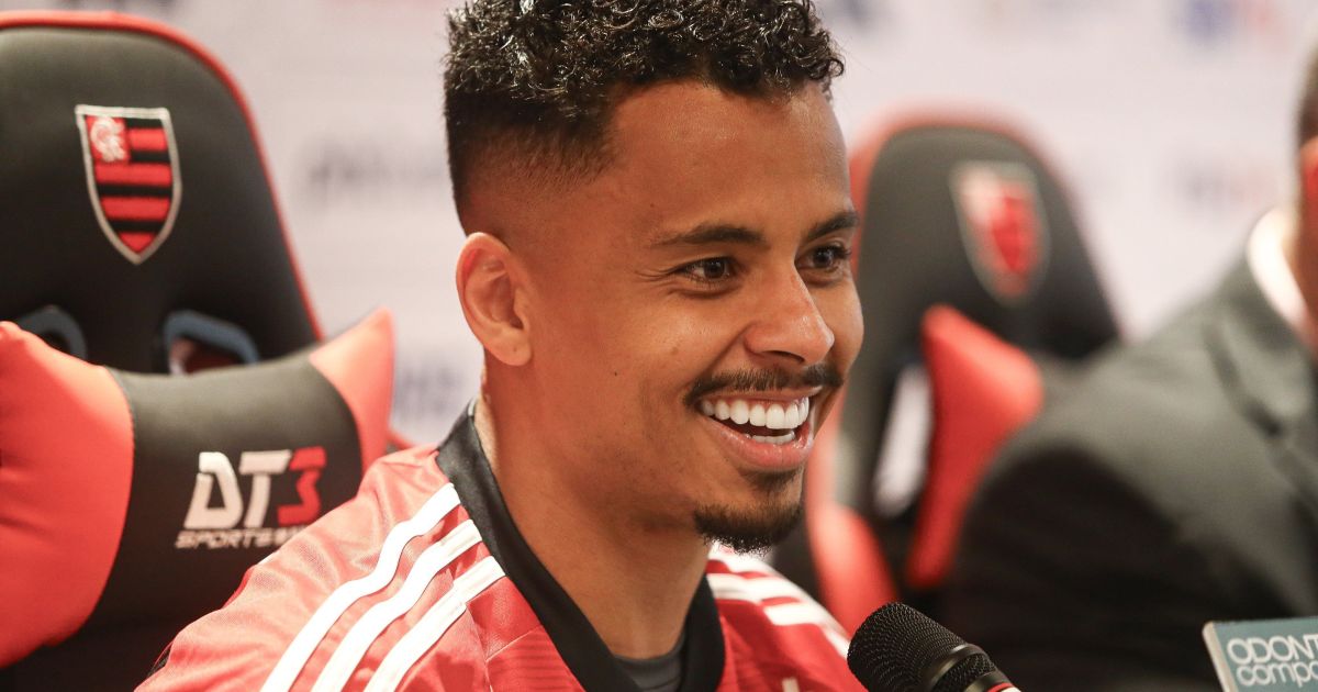 ALLAN ASSINA COM CORINTHIANS E REALIZA SONHO