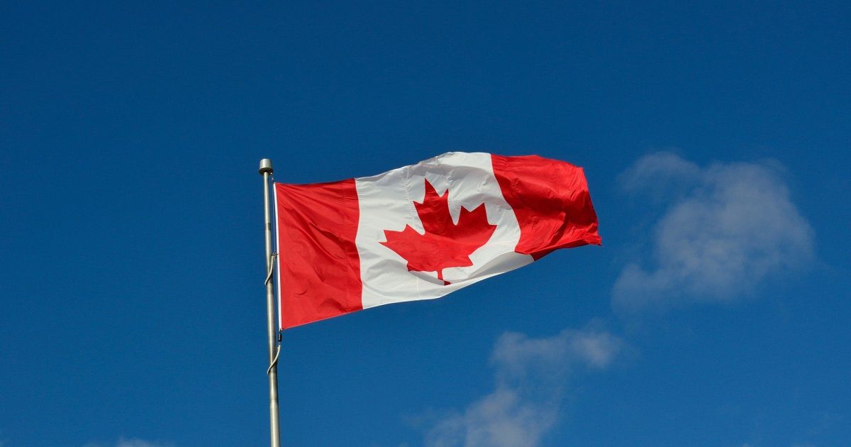 ATAQUE A TIROS EM ESCOLA NO CANADÁ DEIXA MORTOS