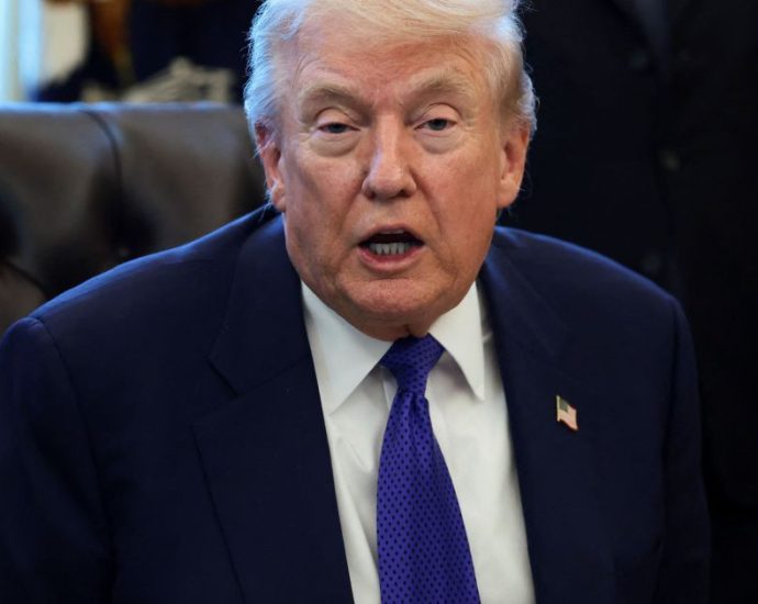 CASO JEFFREY EPSTEIN: TRUMP PEDE MENOS FOCO NO TEMA