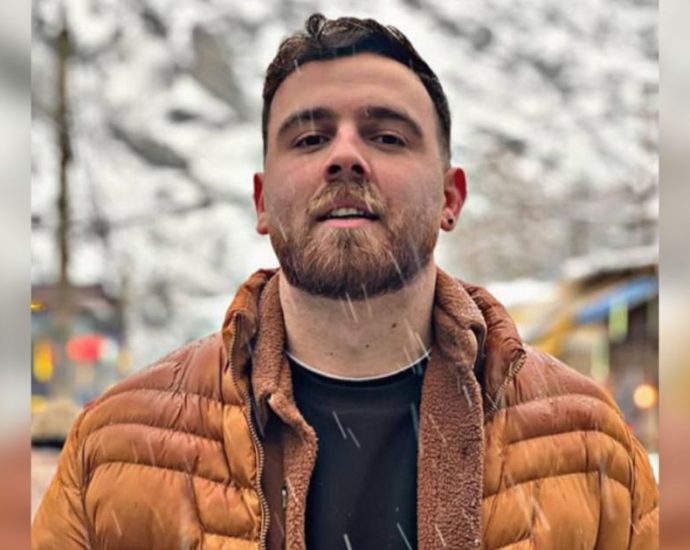 ERFAN SOLTANI: LIBERTAÇÃO SOB FIANÇA E SEUS IMPACTOS