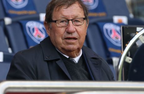 FUTEBOL FEMININO: POLÊMICAS E DESAFIOS ATUAIS