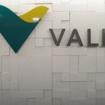 VALE: AÇÕES CAEM APÓS RENOVAR MÁXIMAS HISTÓRICAS