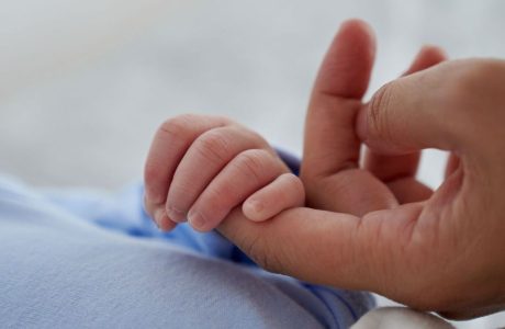 POBREZA AFETA DESENVOLVIMENTO MOTOR DE BEBÊS